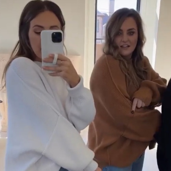 Daryl Ann Denner X Pink Lily Danielle Sweater - Picture 6 of 6